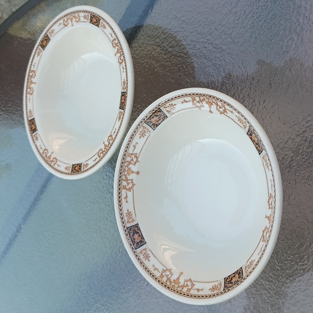 Vintage Syracuse China berry bowls, set of 2